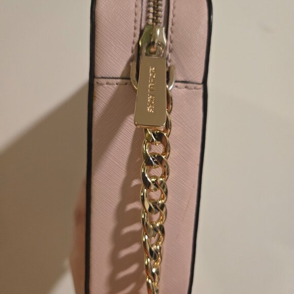 Michael Kors Outlet Light Pink Purse - Picture 5 of 13